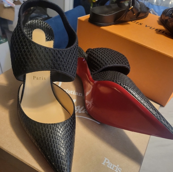 Christian louboutin Red Bottom Shoes - Picture 4 of 4